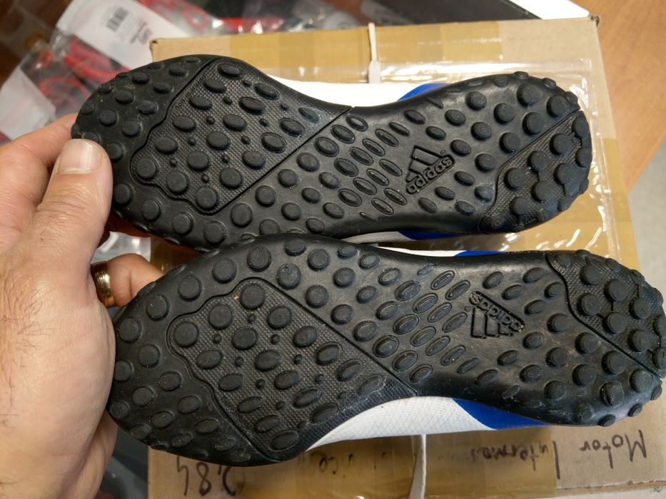 Adidas Messi marimea 31 1/2