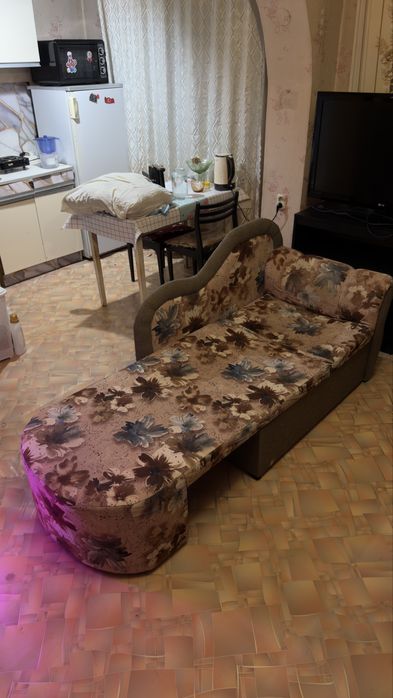 Продам диван раздвижной