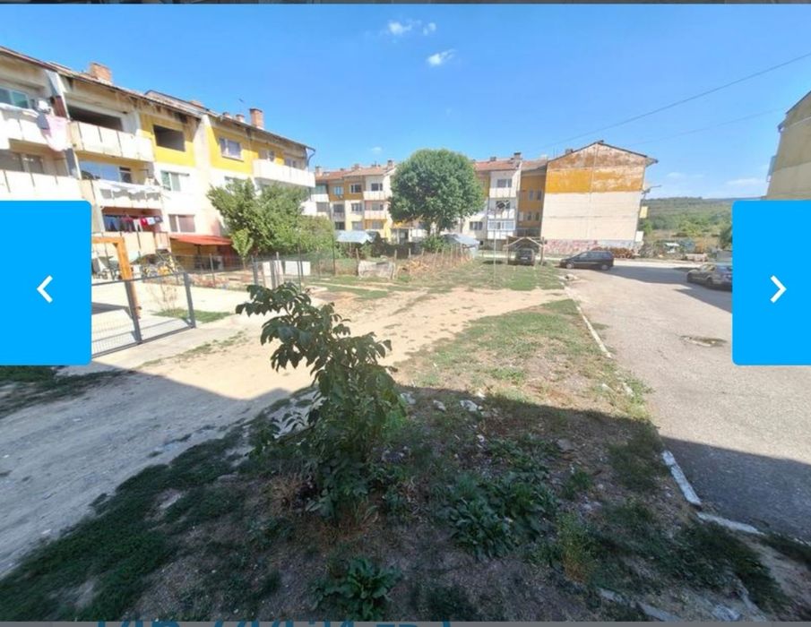 Апартамент двустаен