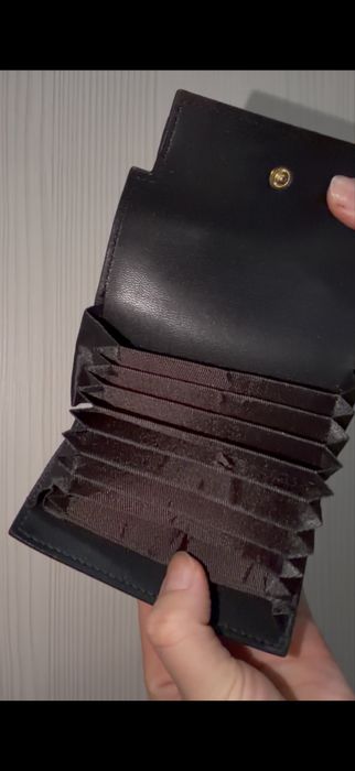 Кошелек новый, 1000 тенге