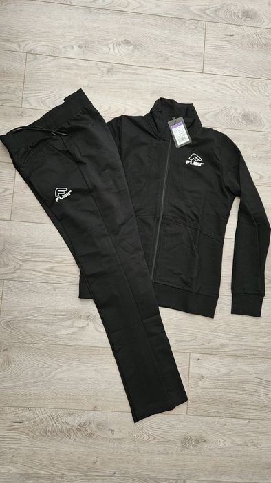 Дамски екип Flair М 100% оригинални