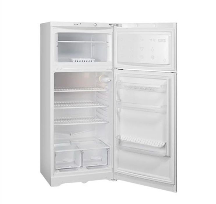 Срочна продаётся холодильник Indesit TIA 140