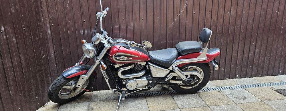 Motocicleta Suzuki Marauder