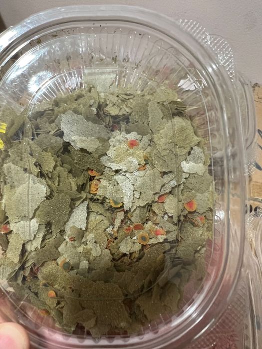 Сухой корм хлопья,  чипсы, гранулы