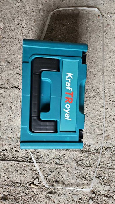 Гайковерт Royal с 2 батерии 36V/8.0Ah Li-Ion 850N в куфар