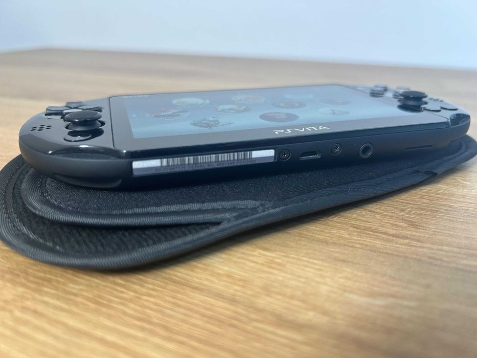 PlayStation Vita Slim / PS Vita modată  | Import Japonia
