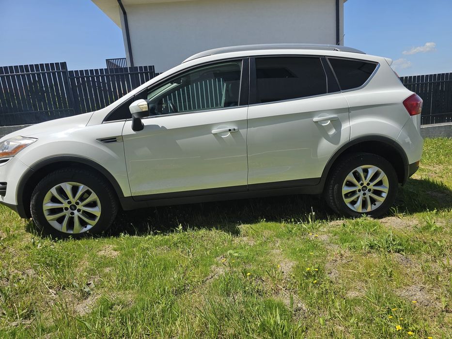FORD Kuga 2012 — imagine 2