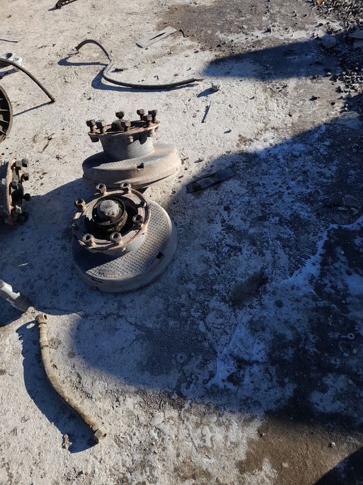 Зил запчастлар сотилади