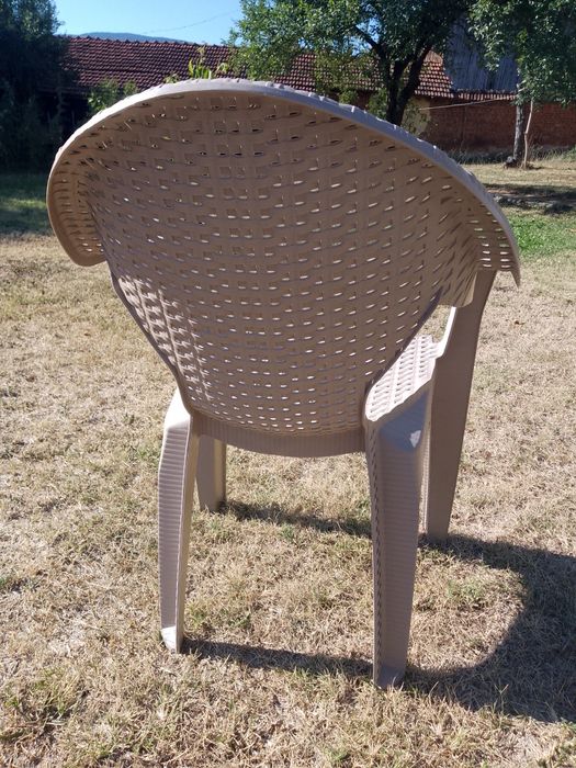 градински столове и маси