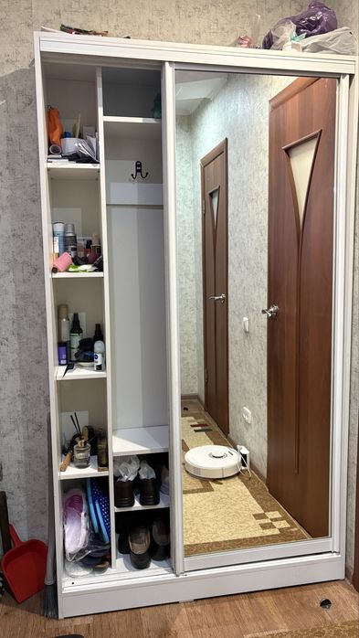 Шкаф для прихожей