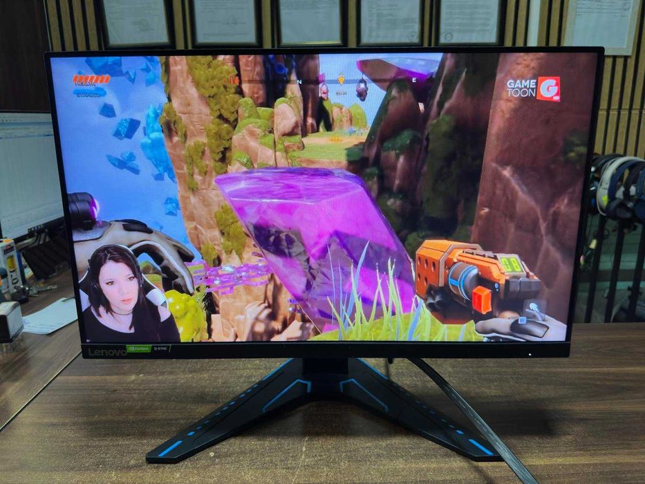 Продавам гейминг монитор Lenovo G24-20 23.8" 165Hz IPS