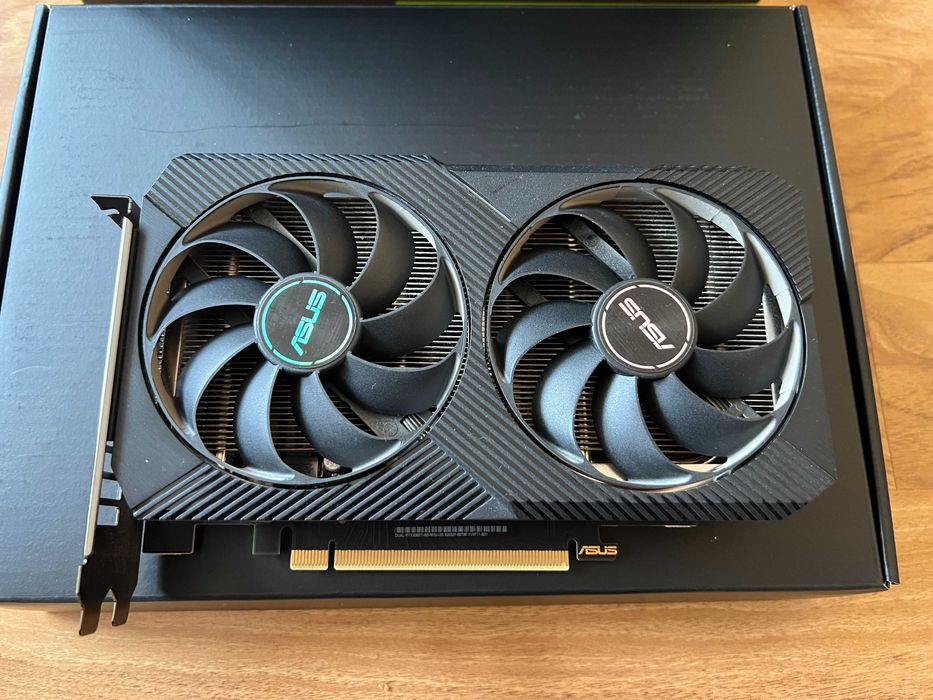 ASUS GeForce RTX 3060 Ti DUAL MINI 8GB GDDR6+ кутия