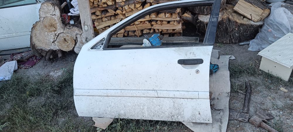 Двери на Ниссан Примера п10