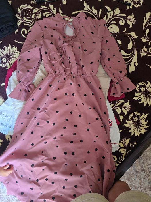 Платье, рубашки, разная одежда