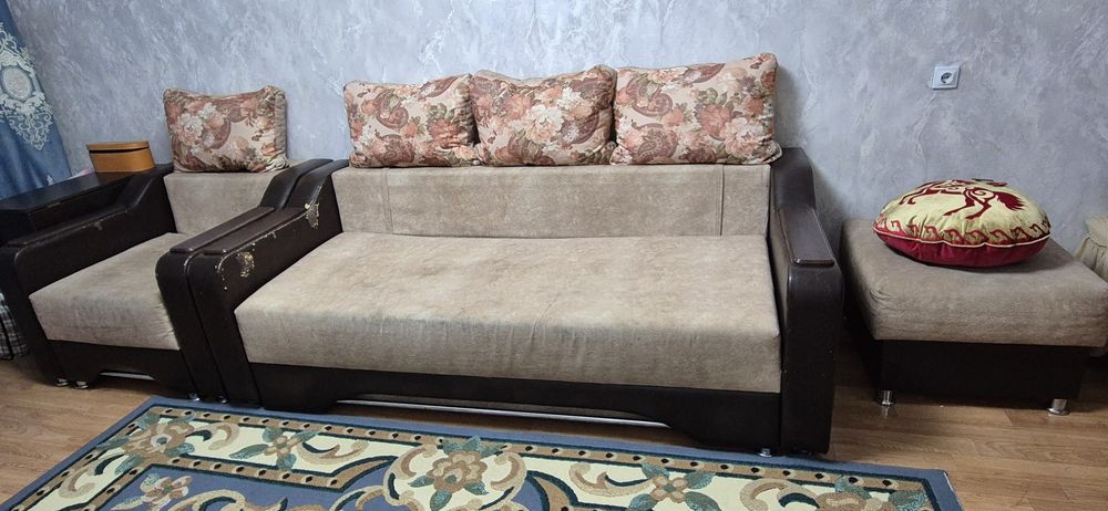 Продам диван с кресло-кроватью
