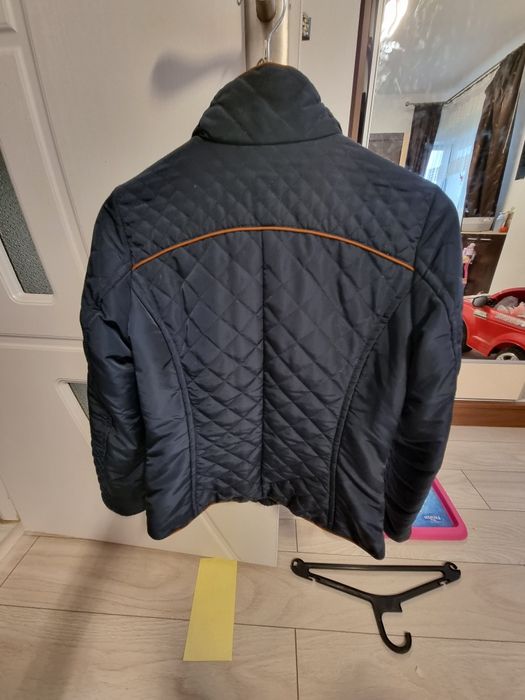 Geaca dama marimea 38 (M) , H&M, impecabila