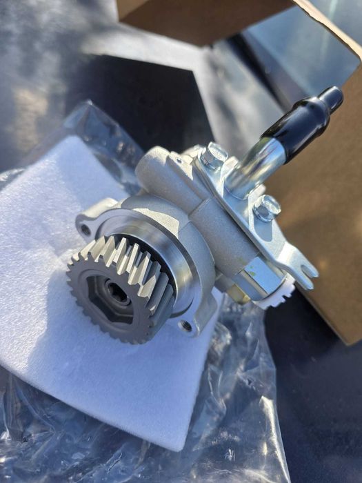 pompa servodirectie pajero mk4  servo pajero shogun 3.2  4450A074