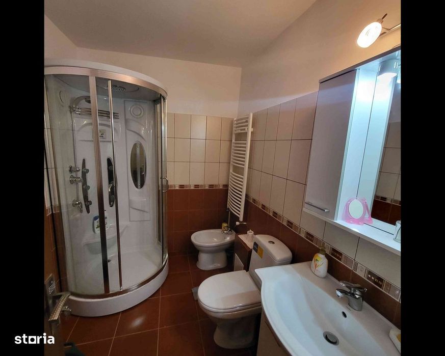 Apartament 3 camere decomandate Bistrița Lac bloc 1982