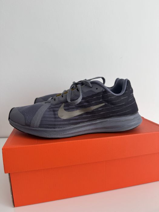 Дамски маратонки Nike