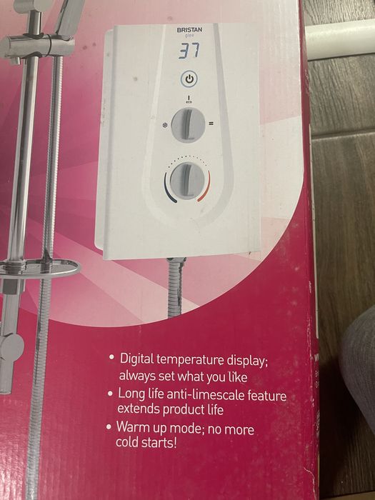 Проточен бойлер за баня или за мивка , нов