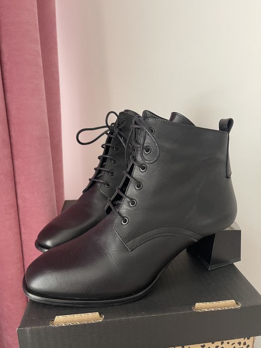 Дамски боти