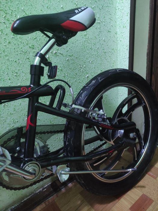 Velosiped BMX deyarli yangi