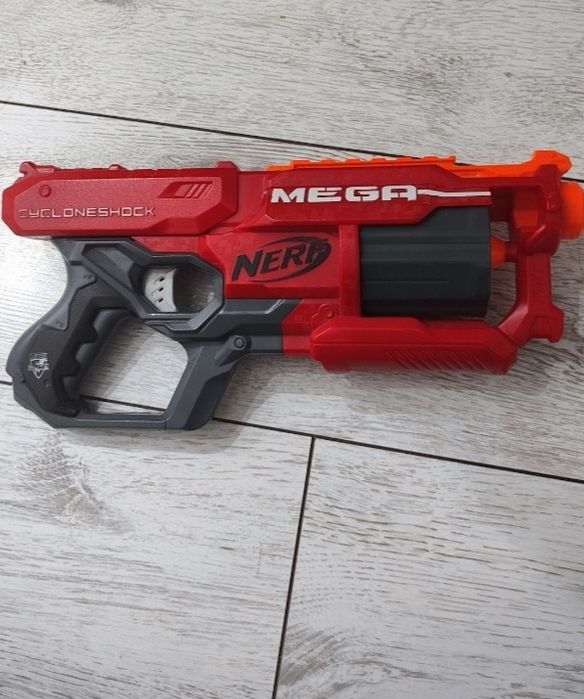 Продам Nerf Mega Циклон-шок Бластер