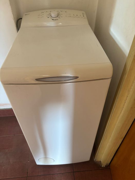 Mașina de spălat Whirlpool folosita