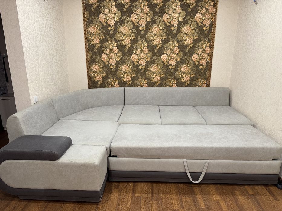 Продам диван большой