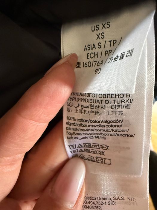 Оригинално, ново яке на Calvin Klein