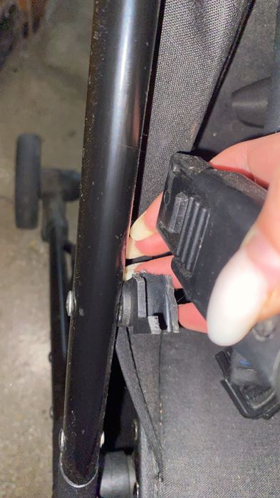 Vând carucior sport