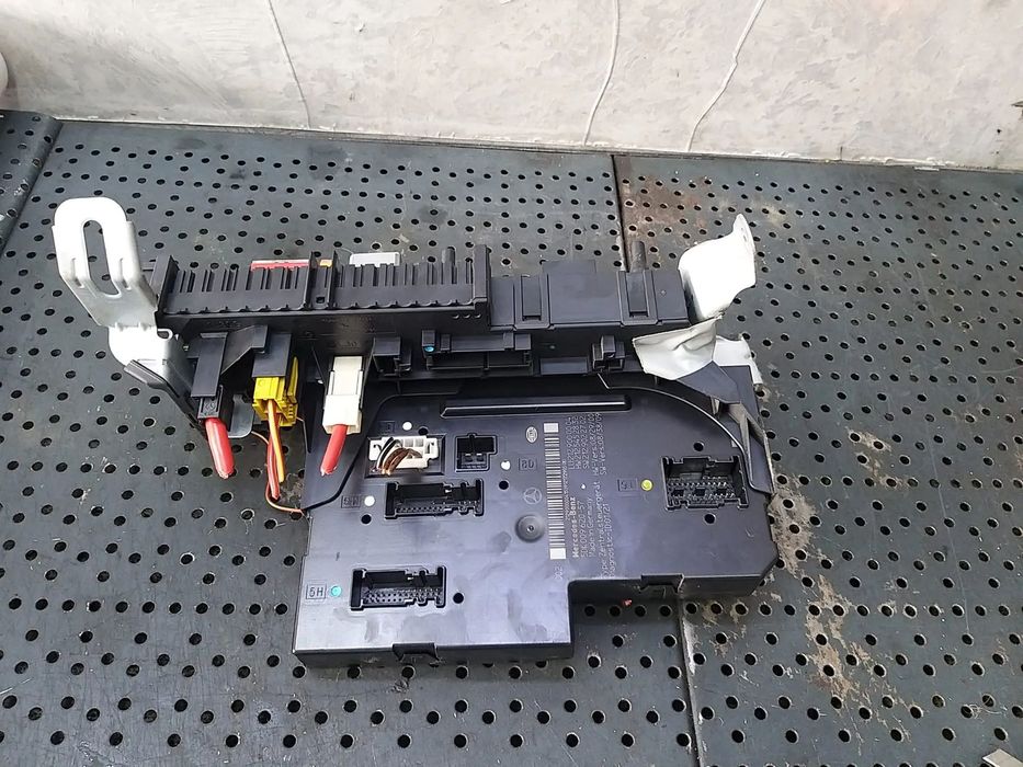 Panou sigurante sam mercedes e class w212 5dk00962057 2129000004 2125452832 2129022702