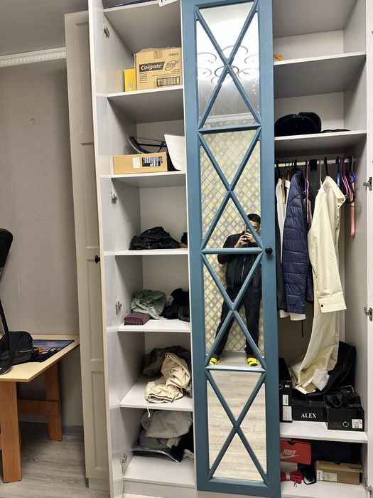 Продам угловой шкаф