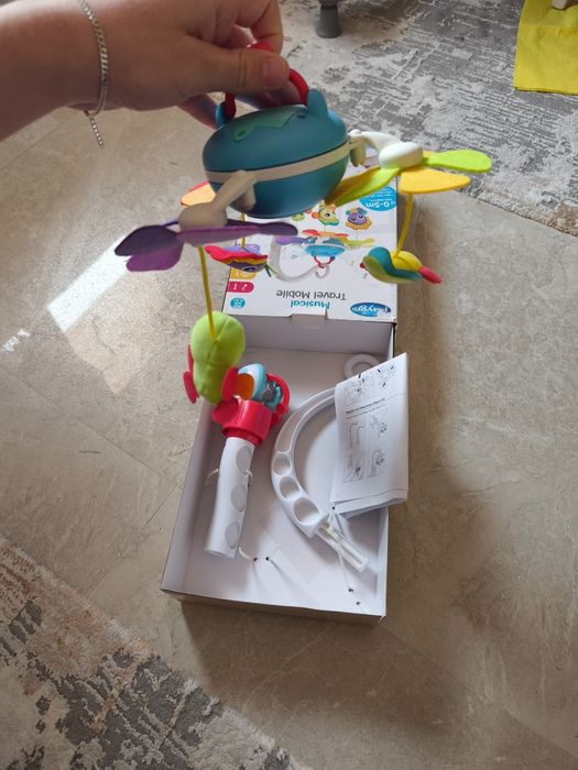 Playgro музикална въртележка за кошара или количка