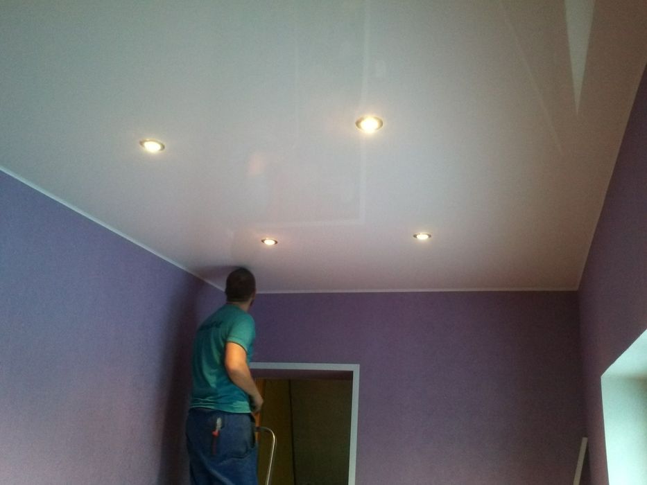 Натяжные потолки