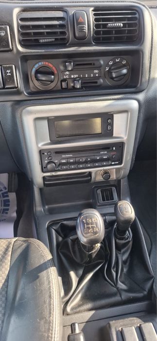 Vând Opel Frontera sport 2.2 DTI