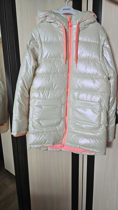 Демисезонная куртка для девочки