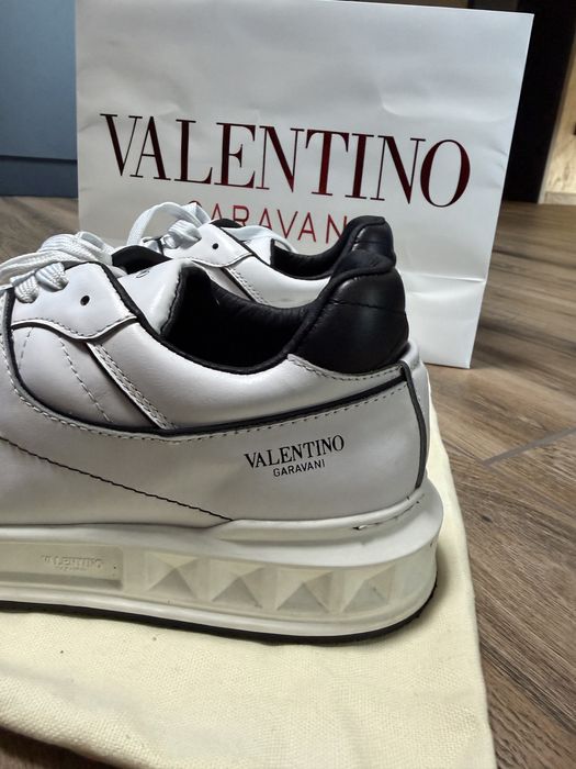Valentino Garavani обувки