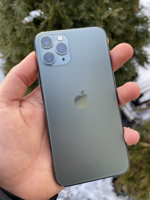 Iphone 11 pro 64gb baterie 81%