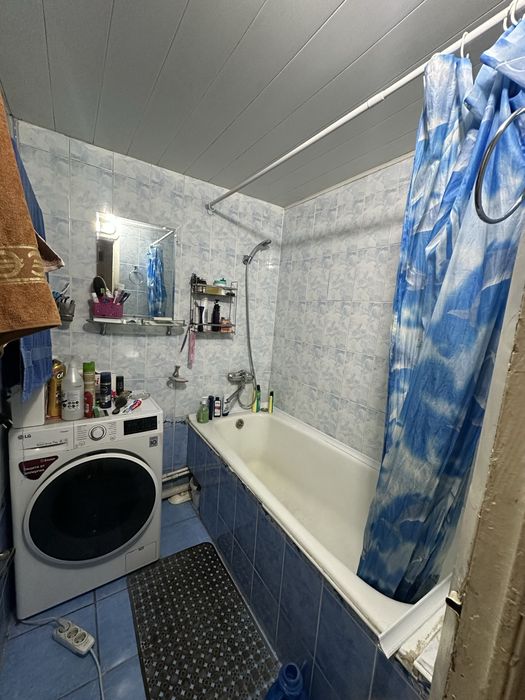 Sergeli-4 3 hona 77 m2 +12 m2 balkon