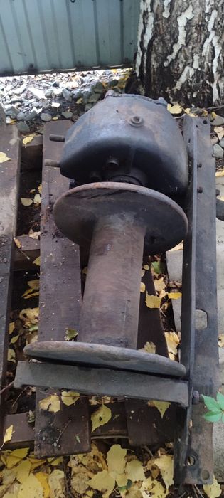 Продам лебедку газ 66