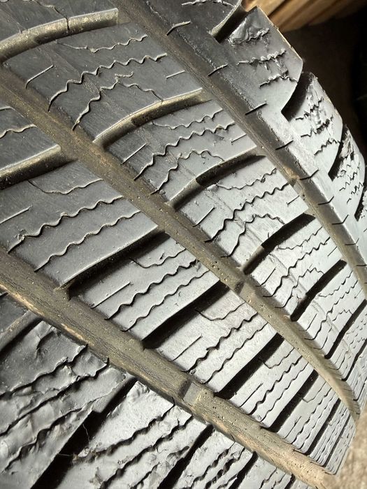 4x Anvelope All Season 215/60 R17C - GoodYear Cargo Vector 2