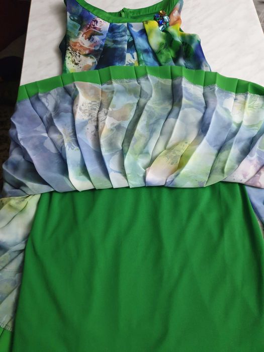 Летние легкое платье 42 размера