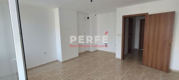 Продава се Двустаен апартамент в Бургас, Сарафово - 65 кв.м за 1260 €/кв.м - Снимка #5