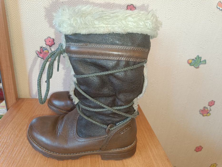 Сапоги для девочки Geox 30 р