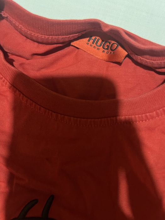 Hugo tricou rosu