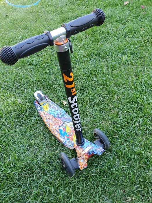 Продам детский самокат