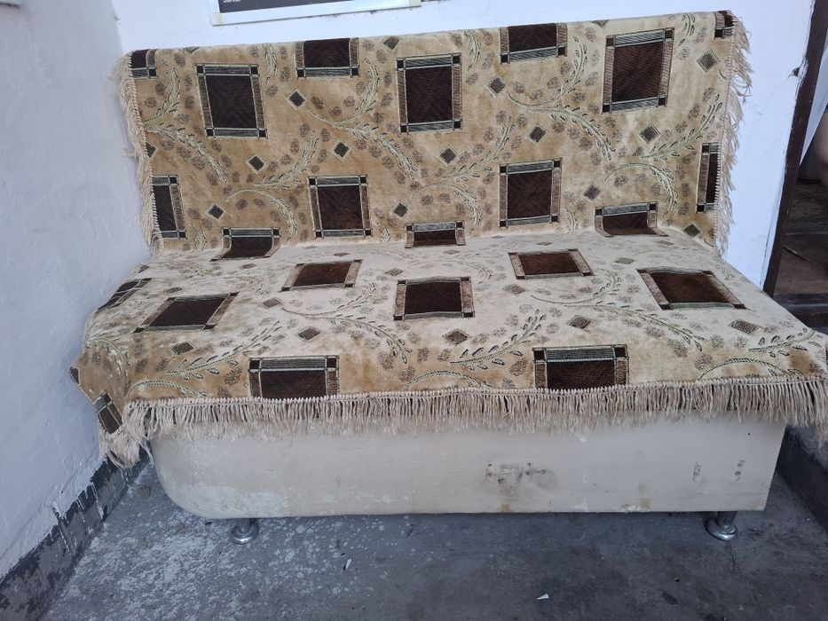 Продажа диванов 2 шт