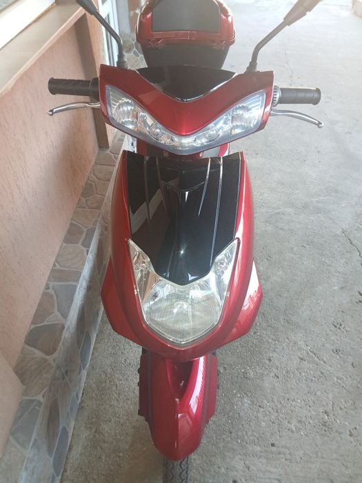 Vând scuter electric, ZTECH 
Garanție ,stare ca și nou acte