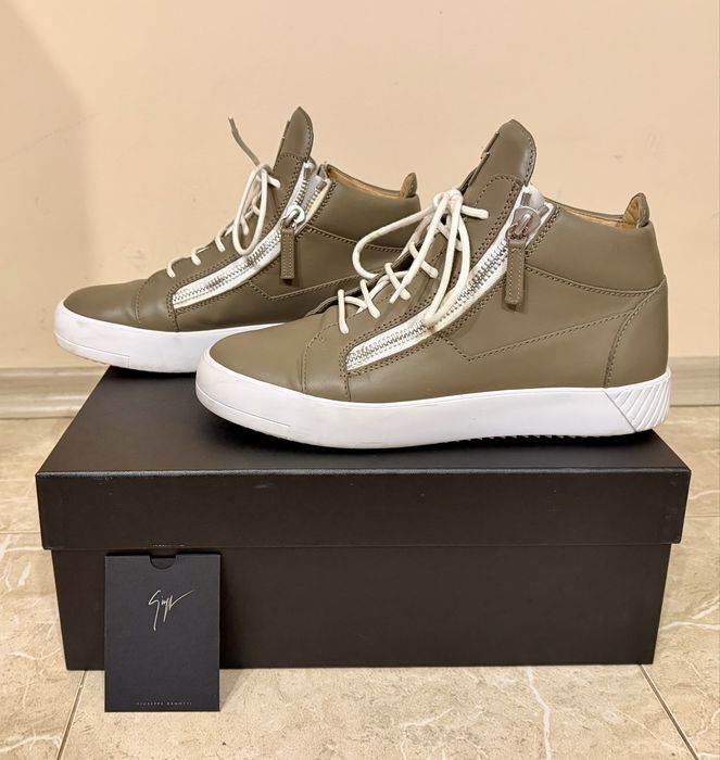 Кецове Giuseppe Zanotti